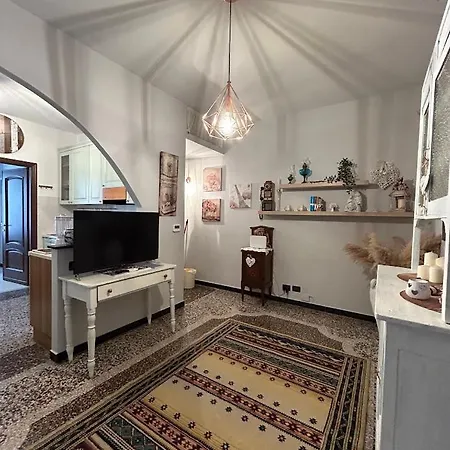 Casa Aly Génova